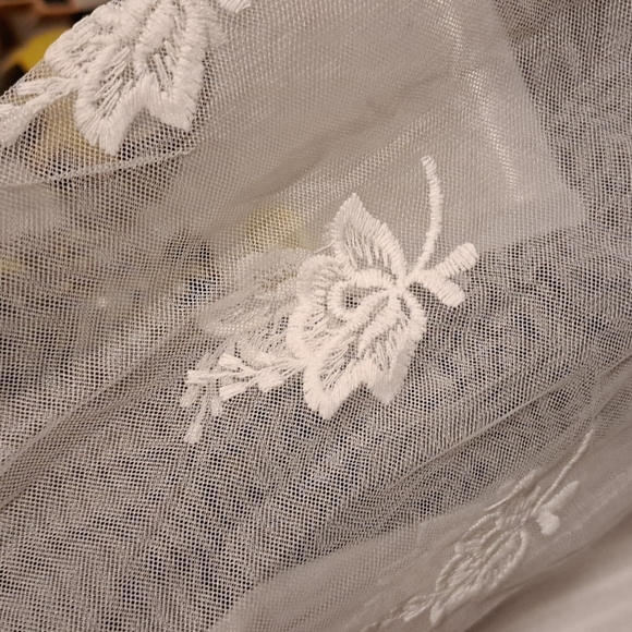 ♥️New flare lace sleeve top - Picture 7 of 7